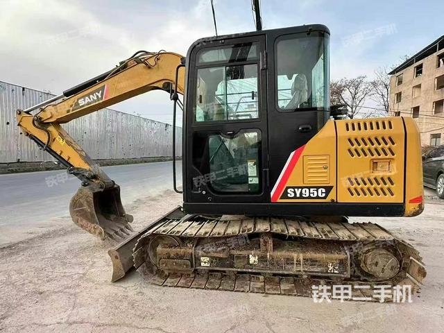 三一重工SY75C挖掘机