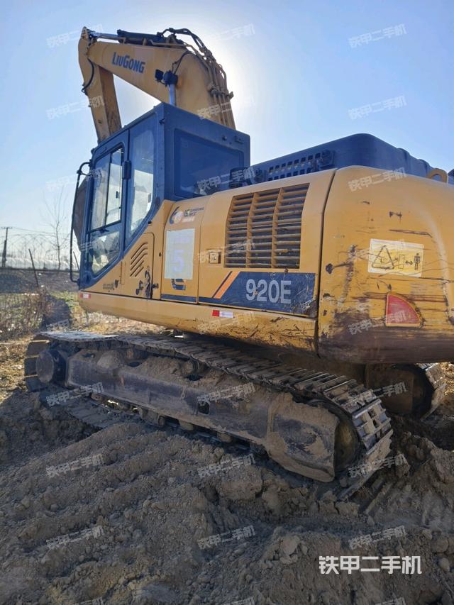 柳工CLG920E挖掘机