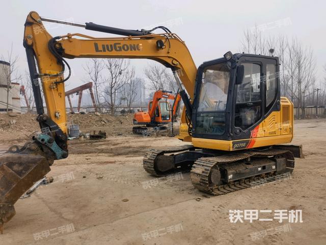 柳工CLG9075E挖掘机
