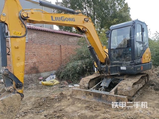 柳工CLG906E挖掘机