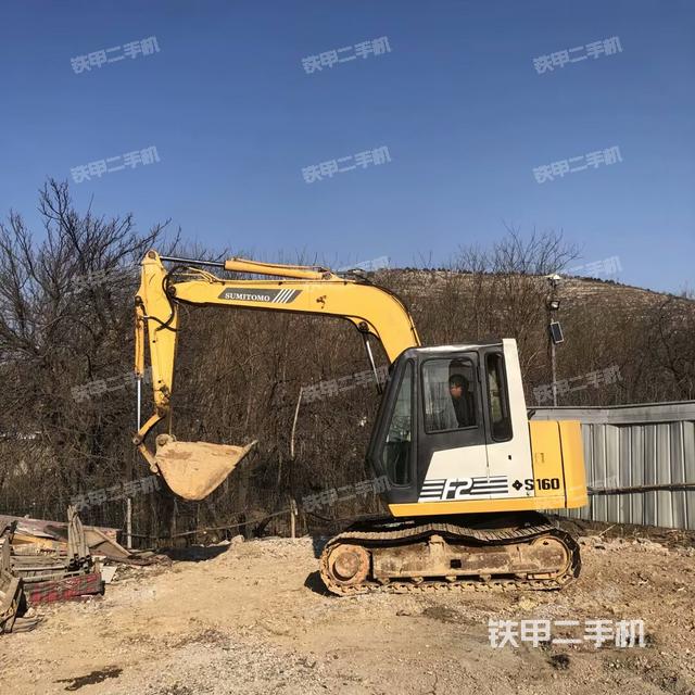 住友S160F2挖掘机