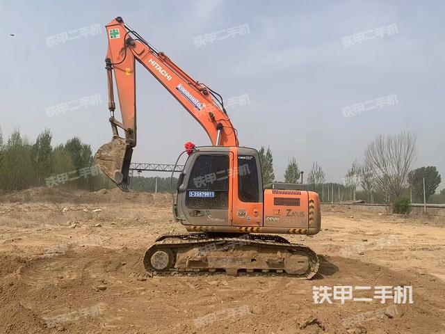 日立ZX120挖掘机