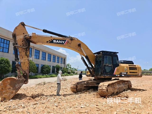 三一重工SY365H挖掘机