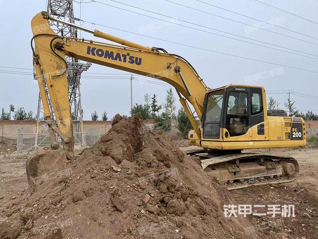 小松PC200-8M0挖掘机