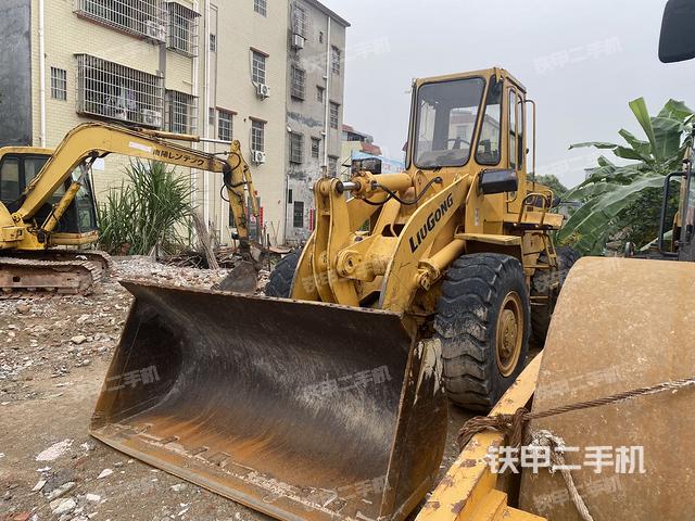 柳工ZL30E装载机